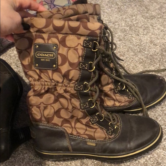 Coach boots size 6 - Picture 1 of 3